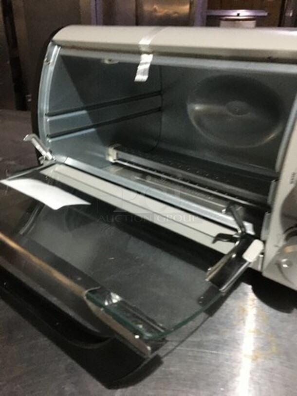 Bella Countertop Electric Toaster Oven! Model LO120500 Serial 14326! 120V 1 Phase! - Image 5 of 11