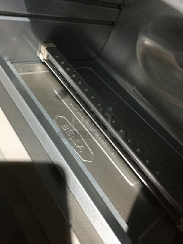 Bella Countertop Electric Toaster Oven! Model LO120500 Serial 14326! 120V 1 Phase! - Image 6 of 11