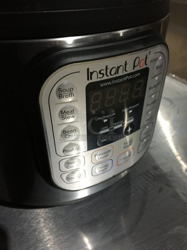Instant Pot Countertop Electric Pressure Cooker! All Stainless Steel! Model IPDUO60V3! 120V! - Image 10 of 12
