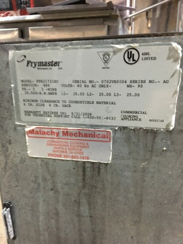 Pitco Commercial Electric Powered Dual Bay Deep Fat Fryer! With Backsplash! All Stainless Steel! Model FPH21721SC Serial 0702VH0004! 480V 3Phase! On Casters! - Image 10 of 12
