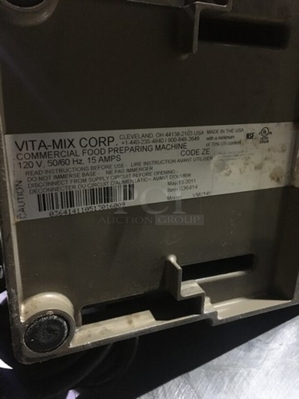 Vita Mix Commercial Countertop Food Preparing Machine! Model VM0145 Serial 036414110513016009! 120V! - Image 7 of 8