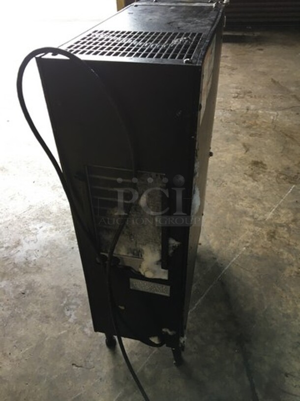 Bunn Commercial Countertop Drink Dispenser! Model JDF2S Serial JDF0061976! 120V 1Phase! On Legs! - Image 3 of 8