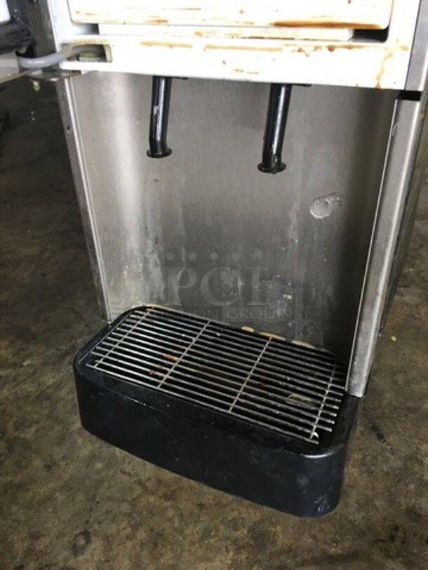 Bunn Commercial Countertop Drink Dispenser! Model JDF2S Serial JDF0061976! 120V 1Phase! On Legs! - Image 6 of 8