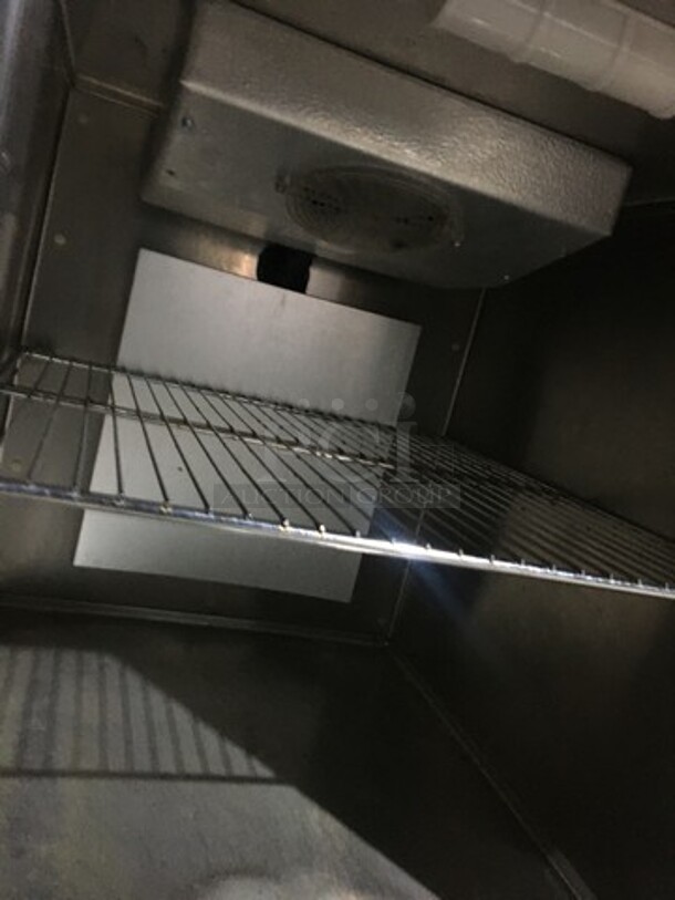 Traulsen Commercial Reach In Refrigerator! With 2 Half Doors! All Stainless Steel! Model RDT132WUT Serial 156310! 115V 1Phase! - Image 7 of 10