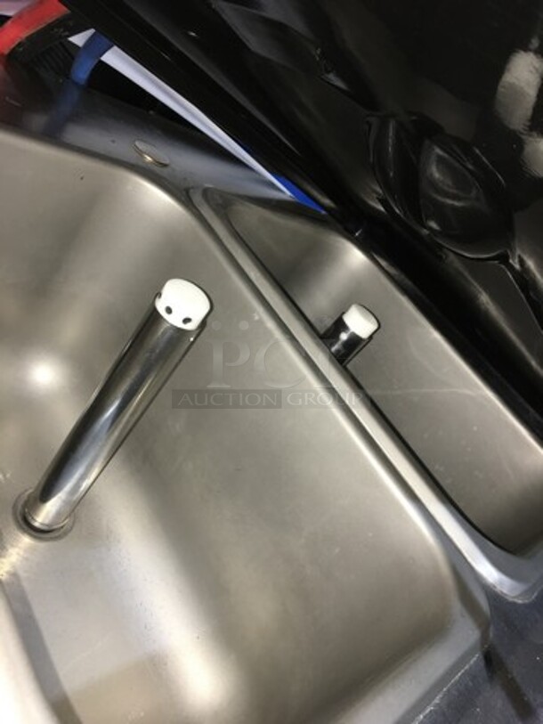 Wow! Late Model Electro Freeze 3 Handle Electric Powered Soft Serve Ice Cream/Yogurt Machine! All S.S. Body! Model SL500132 Serial C2S1298! 208/230V 3Phase! On Commercial Casters! Working When Removed! - Image 8 of 10