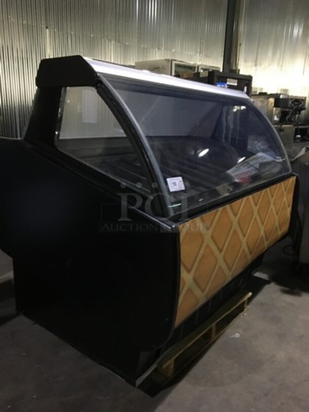 WOW! Master Bilt 18 Pan Curved Glass Gelato Display Case Merchandiser! Model GEL9! 115/208/230V 1 Phase! - Image 8 of 10