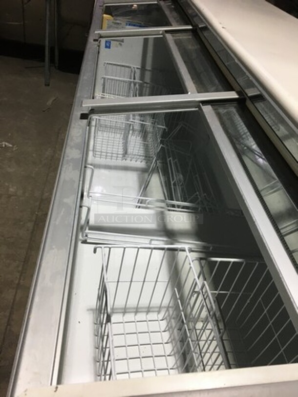 Hussmann Commercial Chest Freezer Merchandiser! With 4 Sliding Doors! With Poly Coated Baskets! Model LBN8 Serial 02D02204585! 115V! - Image 6 of 11