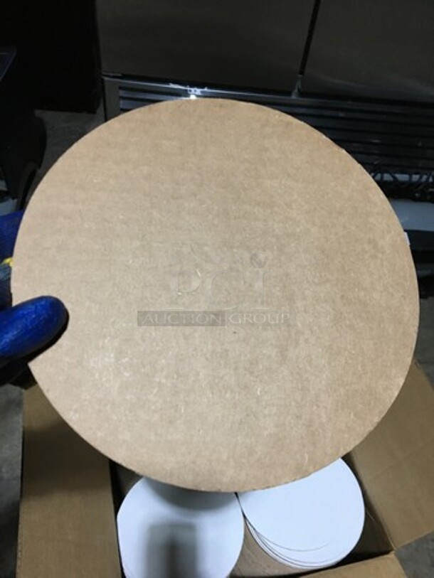 8" Corrugated White Circles! - Image 4 of 6