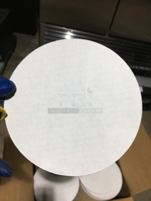 8" Corrugated White Circles! - Image 6 of 6