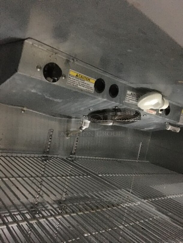 NICE! Beverage Air Commercial Refrigerated Work Top Station! With 2 Door Underneath Storage Space! With Poly Coated Racks! With Cold Topping Rail! All Stainless Steel! Model MS581S Serial 11009409! 115V 1Phase! - Image 7 of 12