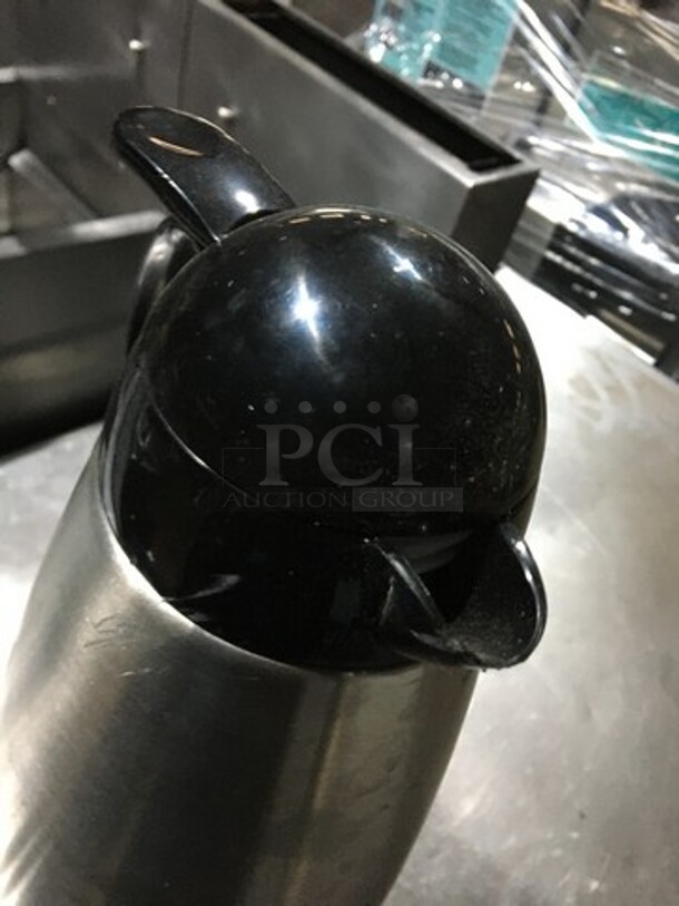 Portable Beverage Holder/Dispenser! - Image 3 of 5