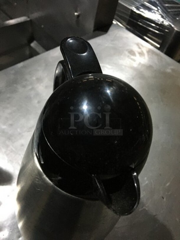 Portable Beverage Holder/Dispenser! - Image 5 of 5