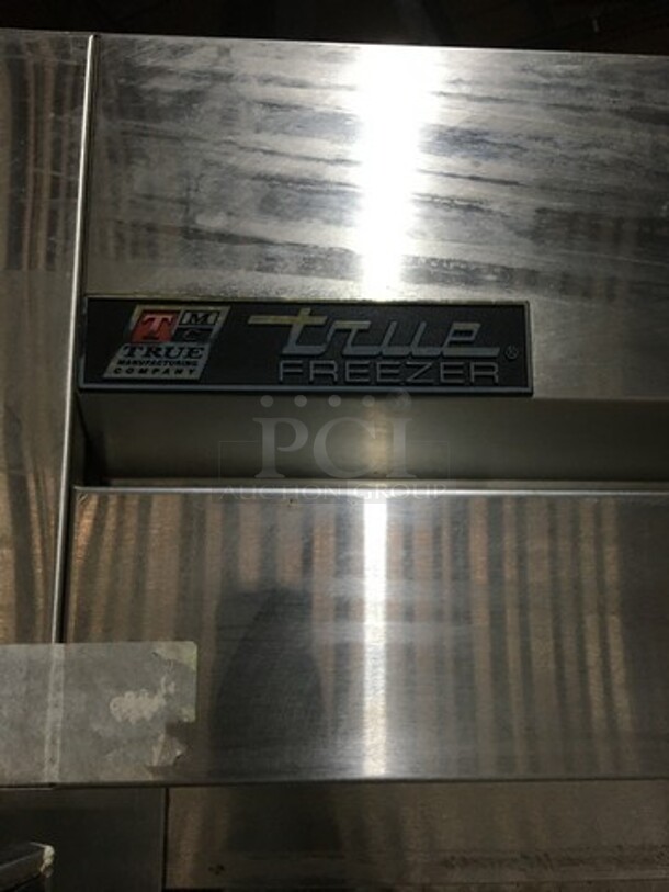 Amazing! 2012 True Commercial 2 Door Roll In Rack Freezer/Dough Retarder! All Stainless Steel! Model TG2FRI2S Serial 7309816! 115/208/230V 1Phase! - Image 9 of 9