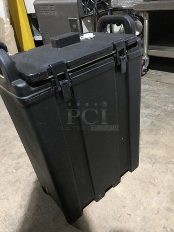 Insulated Beverage Holder/Dispenser! - Image 5 of 7