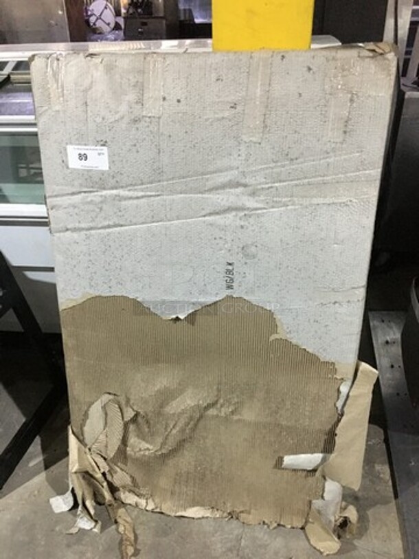 BEAUTIFUL! BRAND NEW IN THE BOX! Gar Kona Edition Outdoor Synthetic Teak Top 30X48 Dining Tabletops! With Weathered Grey Slats! With Aluminum Frame!  - Image 1 of 4