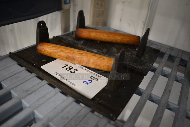 2 Cast Iron Bacon Presses. 8.5x4.5x2.5. 2 Times Your Bid! - Image 2 of 2