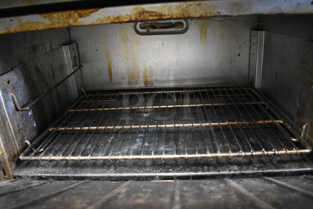 GORGEOUS! Wolf Stainless Steel Commercial Gas Powered 10 Burner Range w/ Additional Grill Piece, 2 Ovens and Overshelf. 56x33x59 - Image 7 of 8