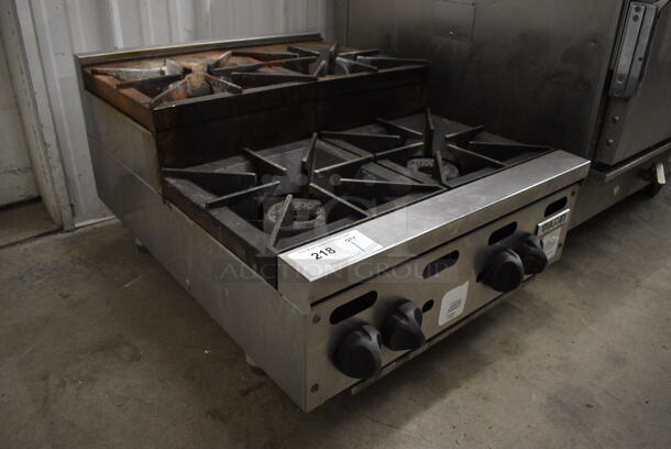 GREAT! Vulcan Model VHP424U-1 Stainless Steel Commercial Countertop Gas Powered 4 Burner 2 Tier Range. 120,000 BTU. 24x31x17 - Image 2 of 6