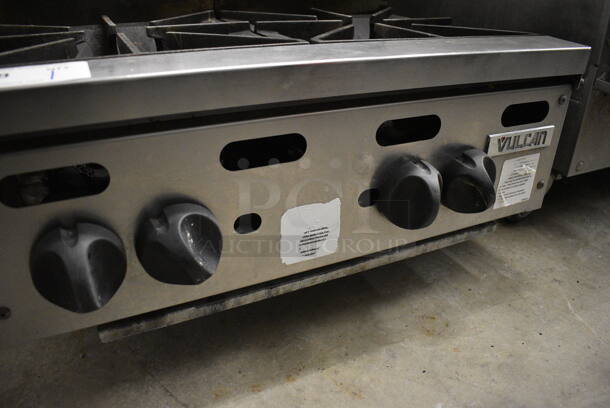 GREAT! Vulcan Model VHP424U-1 Stainless Steel Commercial Countertop Gas Powered 4 Burner 2 Tier Range. 120,000 BTU. 24x31x17 - Image 4 of 6