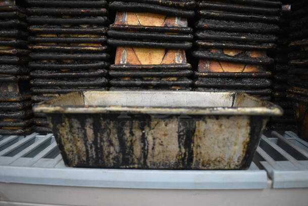 13 Metal Single Loaf Baking Pans. 8.5x4.5x3. 13 Times Your Bid! - Image 3 of 5