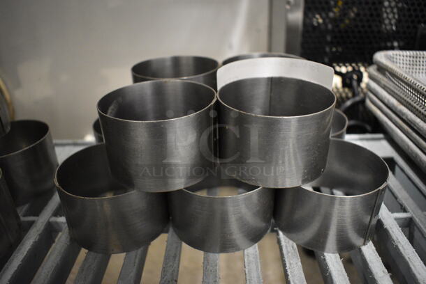 10 Metal Round Baking Rings. 2.75x2.75x1.75. 10 Times Your Bid! - Image 1 of 3