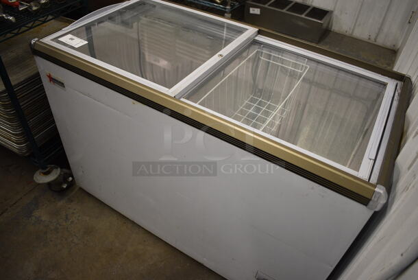 NICE! Omcan Metal Commercial Chest Freezer Merchandiser. 115 Volts, 1 Phase. 46x24x32. Tested and Working! - Image 4 of 10