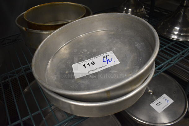 4 Various Metal Round Baking Pans. Includes 10.5x10.5x2. 4 Times Your Bid! - Image 3 of 3