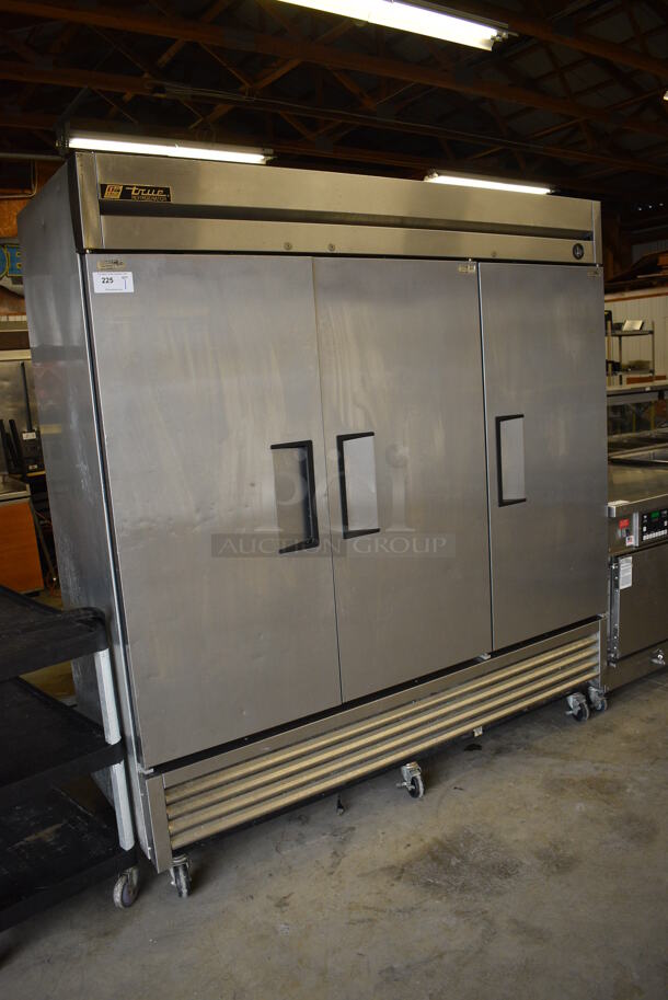 GREAT! 2016 True Model T-72 Stainless Steel Commercial 3 Door Reach In Cooler w/ Poly Coated Racks on Commercial Casters. 115 Volts, 1 Phase. 78x30x83. Tested and Working! - Image 2 of 7