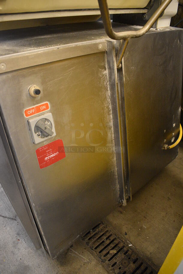 BEAUTIFUL! LATE MODEL! Rondo Stainless Steel Commercial Floor Style Reversible Dough Sheeter w/ Cutting Station. 250 Volts, 3 Phase. 117x42x56. Closed: 77x42x82 - Image 10 of 12