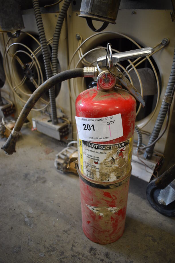 Amerex Dry Chemical Fire Extinguisher. 6x5x20