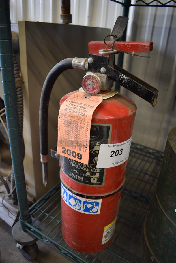 Sentry Dry Chemical Fire Extinguisher. 7x6x20 - Image 2 of 4