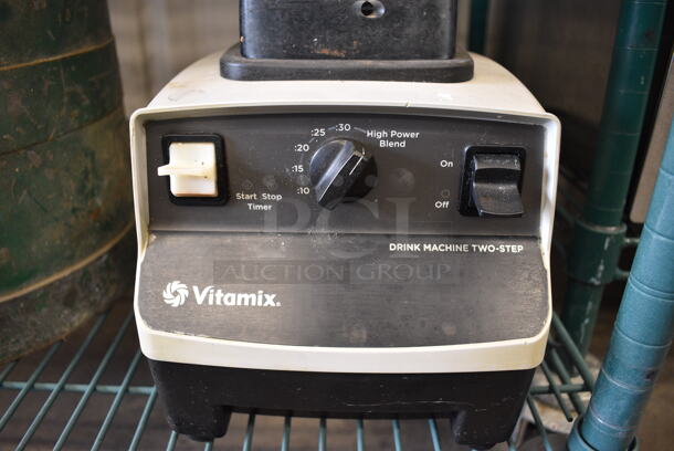 NICE! Vita-Mix Metal Commercial Countertop Blender w/ Pitcher. 7.5x9x21. Tested and Does Not Power On - Image 3 of 4