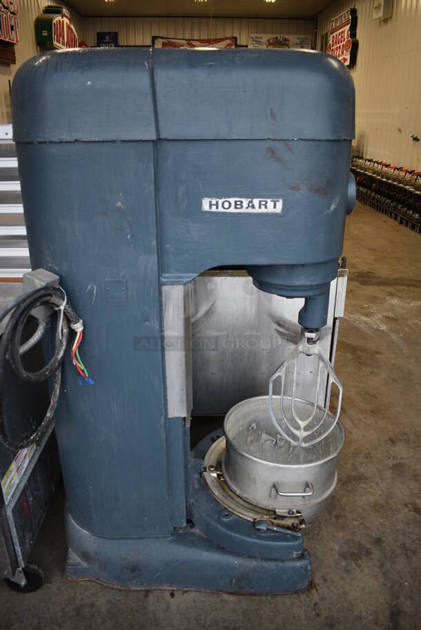 FANTASTIC! Hobart Model M-802 Metal Commercial Floor Style 80 Quart Planetary Mixer w/ Bowl Adaptor, Stainless Steel Mixing Bowl and Paddle Attachment. Bowl and Attachment Is 40 Quart. 200 Volts, 3 Phase. 30x42x65 - Image 8 of 11