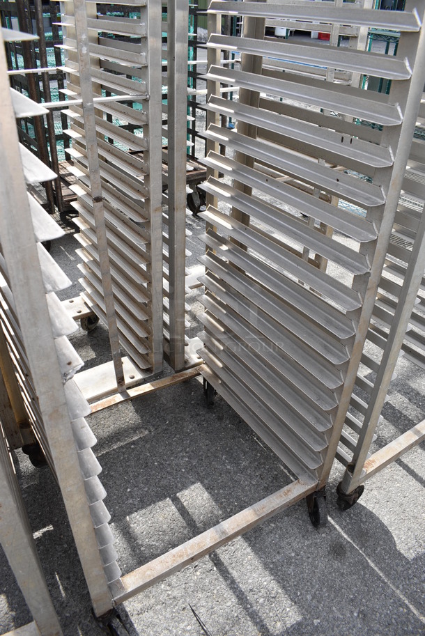 Metal Commercial Pan Transport Rack on Commercial Casters. 26.5x23.5x63 - Image 3 of 3