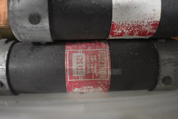 ALL ONE MONEY! Lot of 2 Bins of 14 Fusetron Dual Element Fuses! Includes FRS125 and FRS200. 2x2x9 - Image 7 of 7