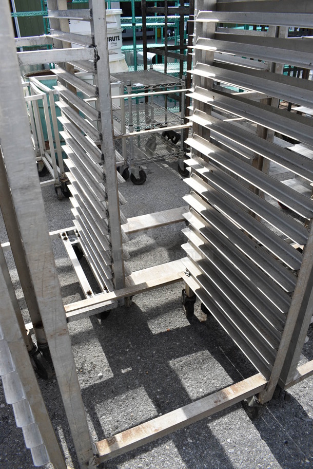 Metal Commercial Pan Transport Rack on Commercial Casters. 23.5x23.5x67 - Image 3 of 3