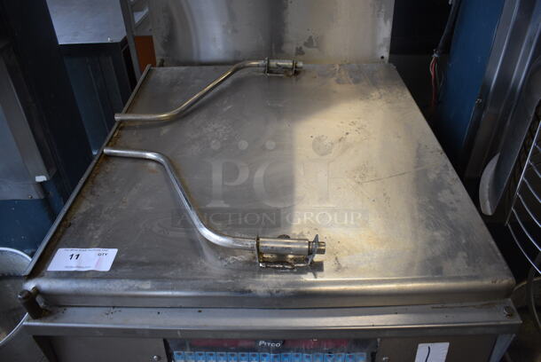 AWESOME! Pitco Frialator Model 24RUFM Stainless Steel Commercial Floor Style Natural Gas Powered Donut Fryer w/ Grease Trap. 72,000 BTU. 30x44x57 - Image 4 of 10