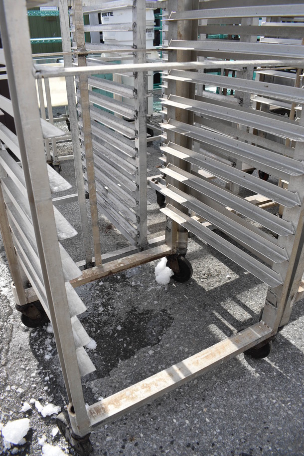 Metal Commercial Pan Transport Rack on Commercial Casters. 25.5x24.5x67.5 - Image 3 of 3