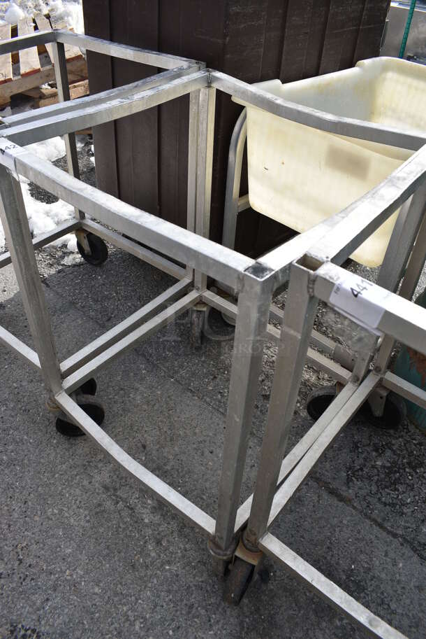 Metal Commercial Transport Rack on Commercial Casters. 20.5x20.5x30 - Image 3 of 3