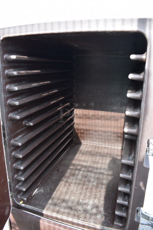 Cambro Model 1826DTC Brown Poly Insulated 2 Compartment Portable Cabinet on Commercial Casters. 21x29x62 - Image 4 of 7