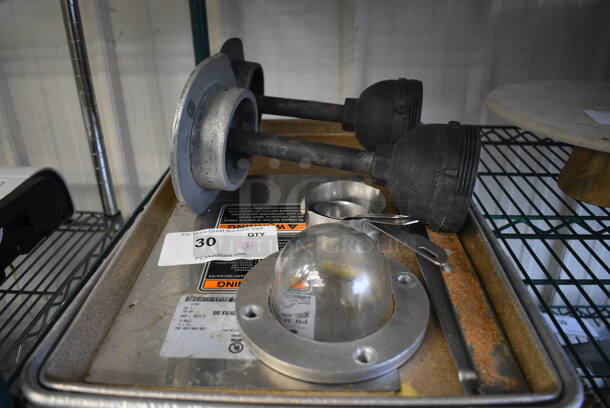 ALL ONE MONEY! Lot of Various Items Including Metal Pieces and Baking Pan! - Image 3 of 3