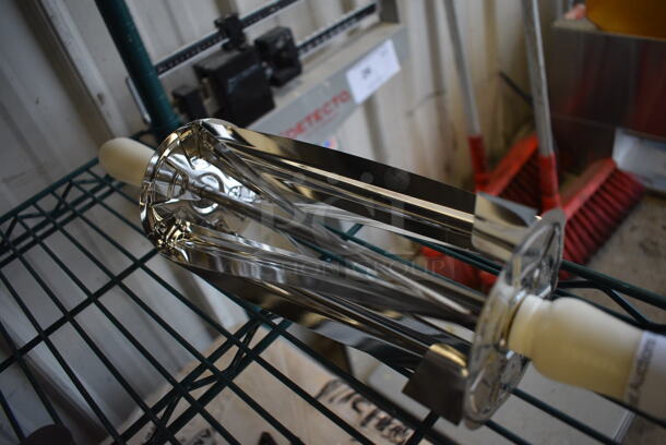 Stainless Steel Dough Cutting Rolling Pin. 19x4x4 - Image 3 of 3