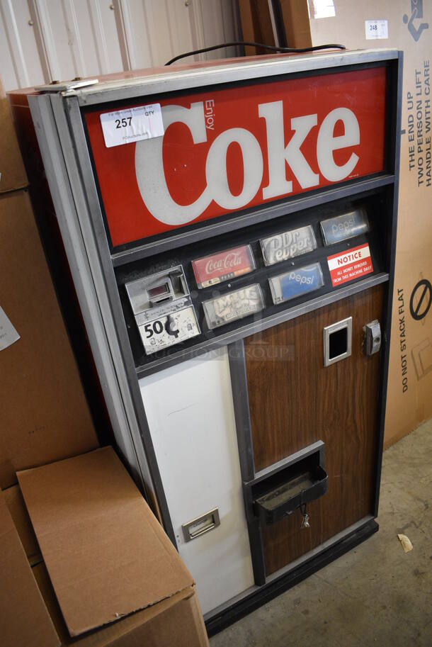 NICE! Metal Commercial Coke Beverage Vending Machine. 27.5x26.5x57.5. Tested and Working! - Image 2 of 6