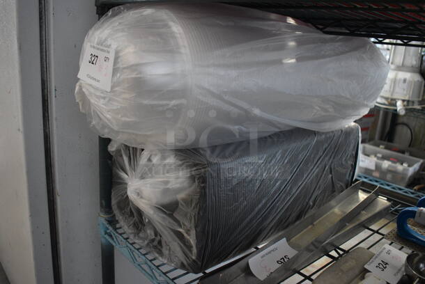 ALL ONE MONEY! Lot of Clear Lids and Black Trays! - Image 1 of 2