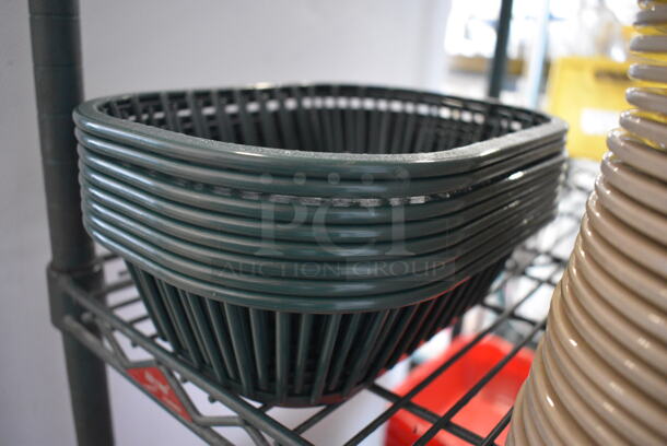 8 Dark Green Poly Food Baskets. 10x7x2.5. 8 Times Your Bid! - Image 2 of 4