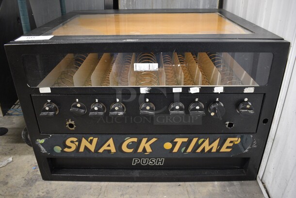 NICE! Metal Commercial Countertop Snack Vending Machine. 31x28x30