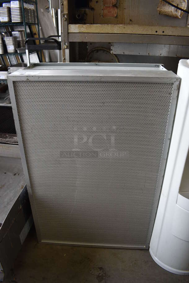 APPEARS NEW! Gordon Phantom Model 771134-SPCFIL Metal Commercial Clean Room Filter Fan. 24x36x11