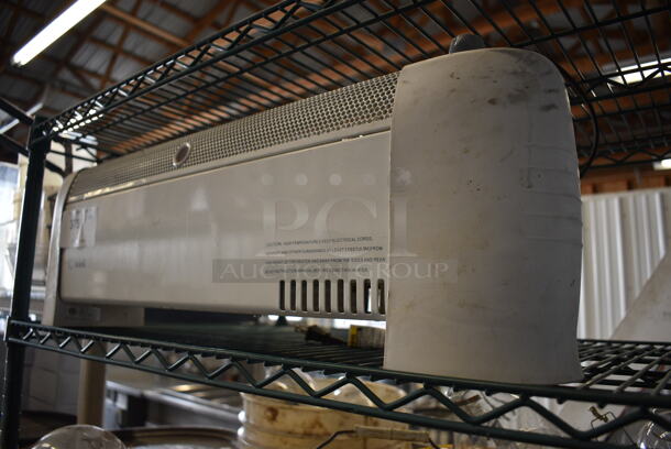 Soleil Model LH-884 Metal Warmer. 120 Volts, 1 Phase. 29.5x5.5x9. Tested and Working! - Image 2 of 4