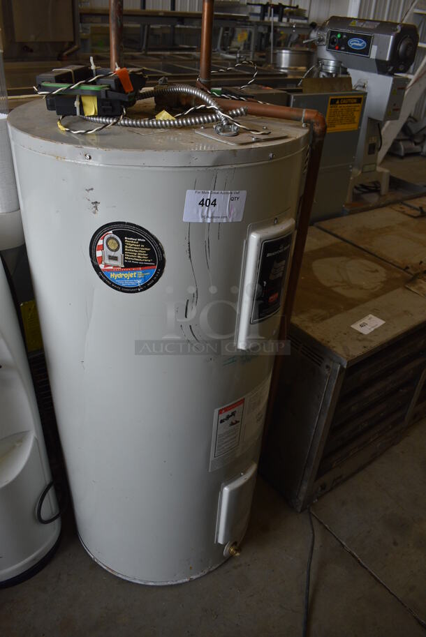 Bradford Model LD50S33G060 White Metal Commercial Automatic Storage Water Heater. 23x23x47 - Image 2 of 6