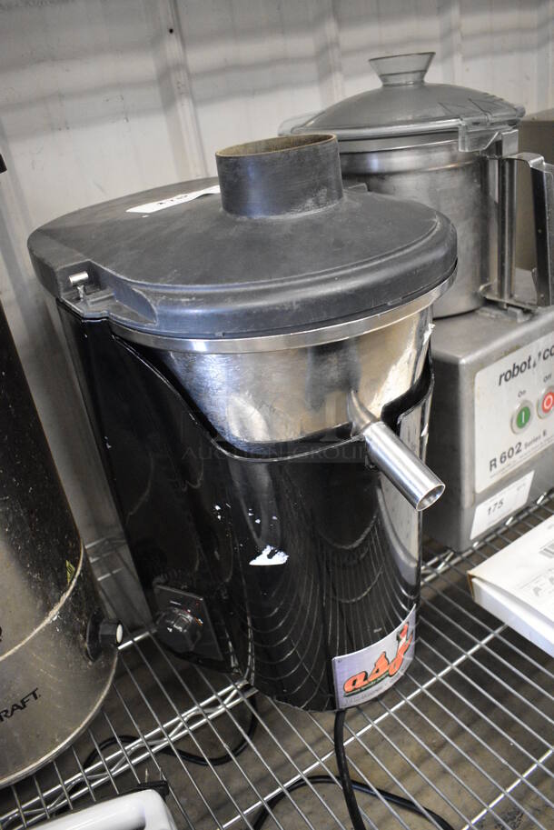 NICE! Automatic Specialty Juicers Metal Commercial Countertop Juicer. 11.5x18x20. Tested and Does Not Power On - Image 3 of 5